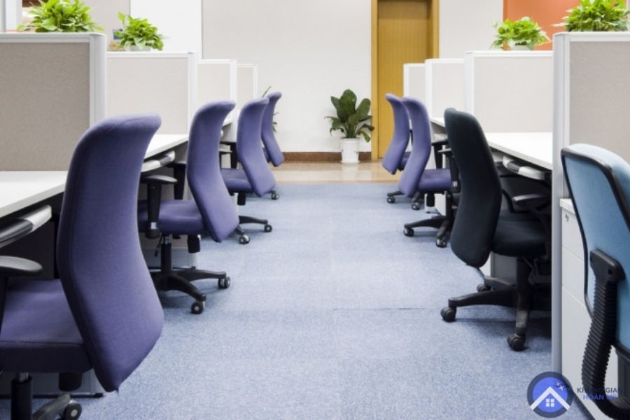 Vệ sinh ghế văn phòng thường xuyên giúp không gian sạch đẹp và tăng hiệu suất làm việc
